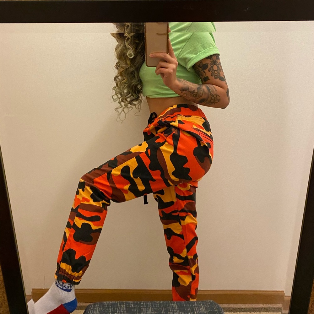 Baggy oversized camo pants
